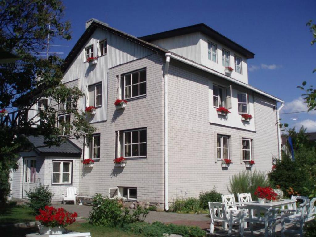 White Villa Tallinn Exterior photo